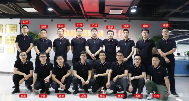 為了離你更近，才有了這張“新”合影